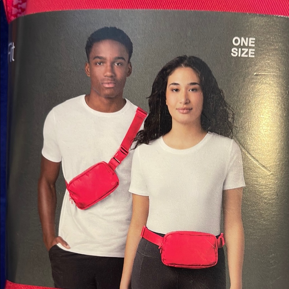 Gapfit Red Waist Pack NWT - Picture 2 of 5